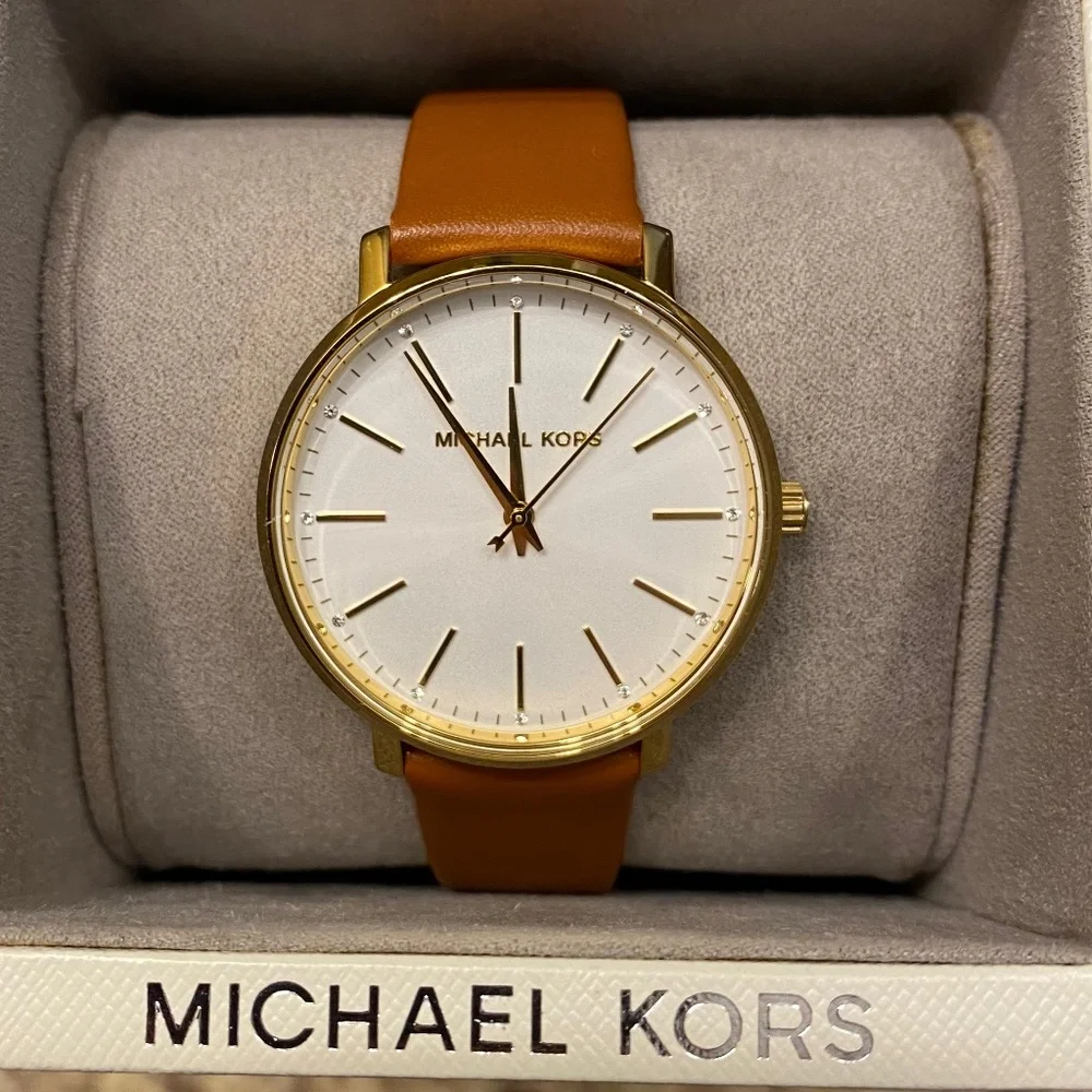Watch - Picture 1 of 1